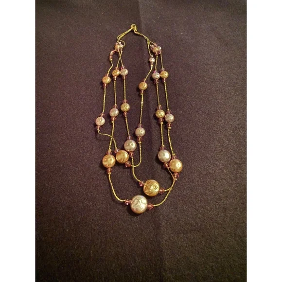 Vintage Pink/Peach Multi Strand Faux Pearl Beaded Necklace Gld Tone Triple Layer - Picture 2 of 3